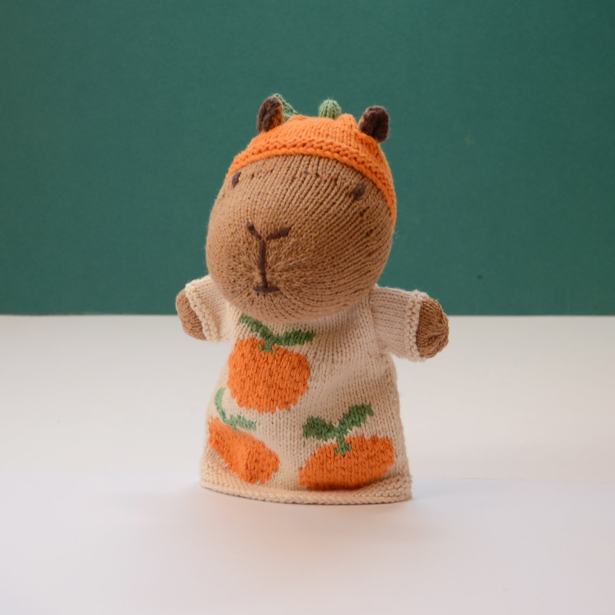 Hand Knitted Capybara Hand Puppet - SYP103 - Uneeka